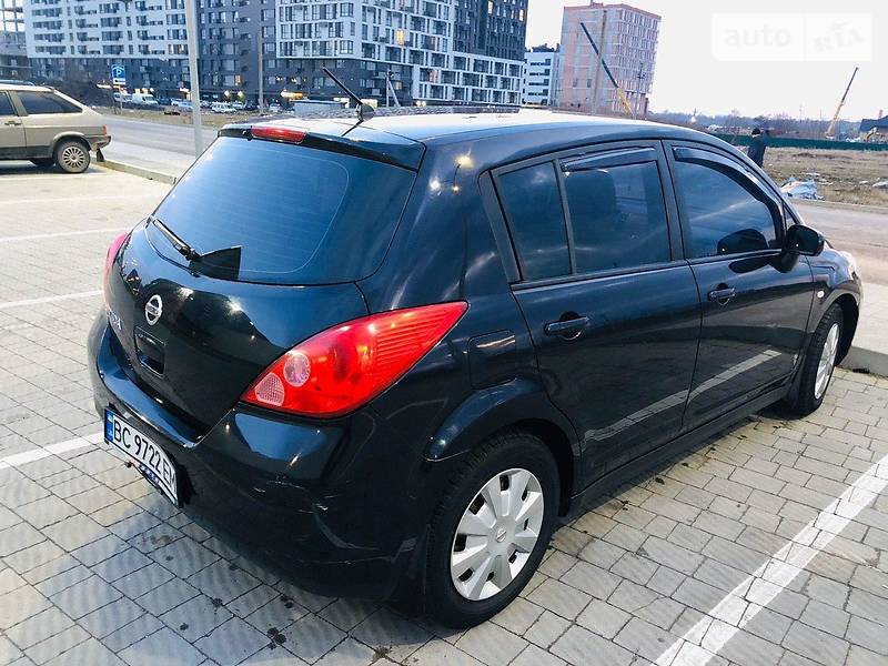 Хетчбек Nissan TIIDA 2008 в Львові