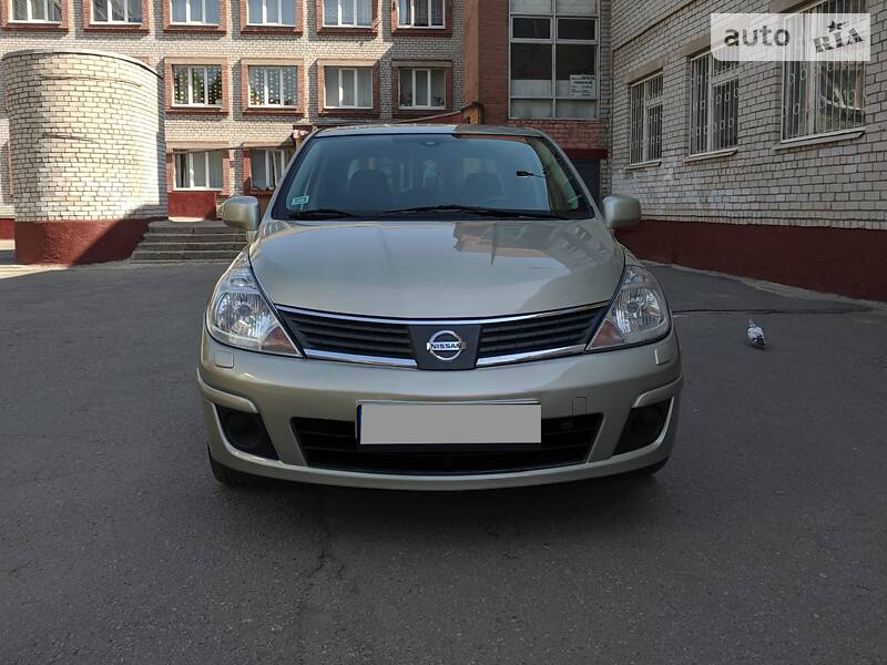 Седан Nissan TIIDA 2007 в Запоріжжі