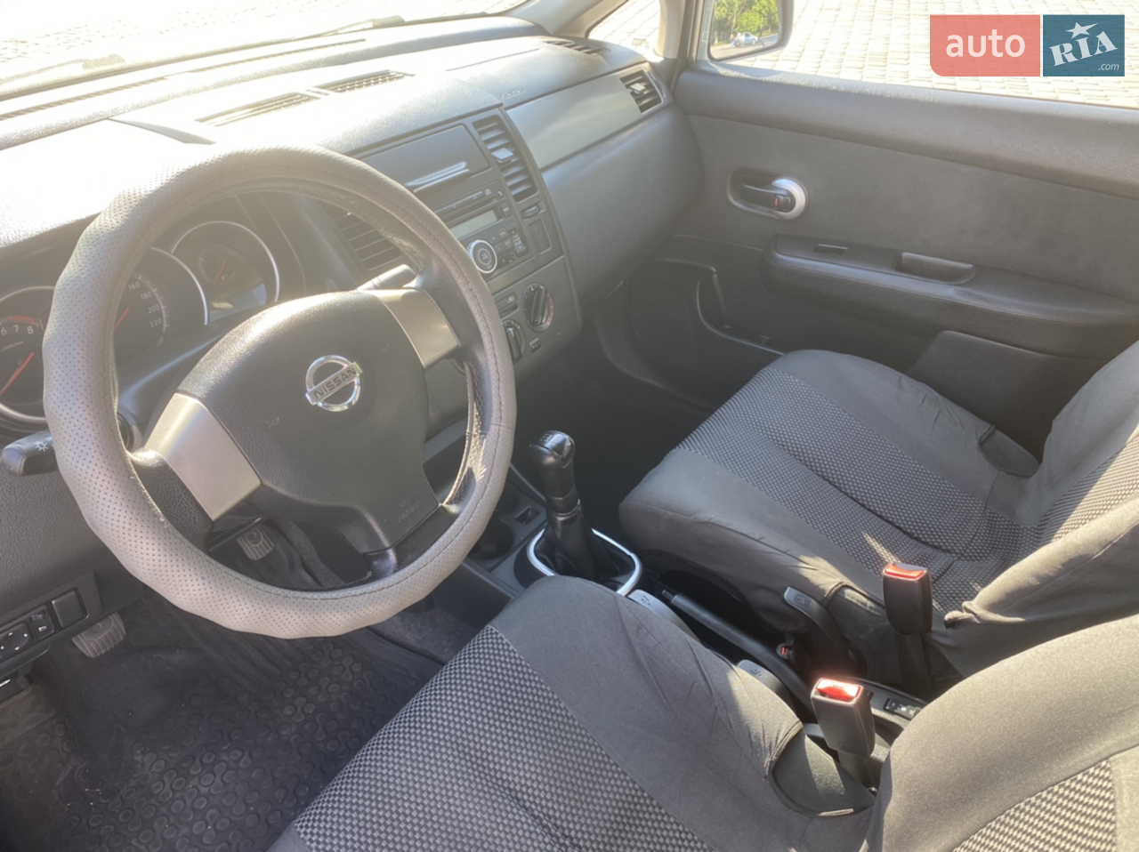 2012 Nissan Tiida - мініатюра 3