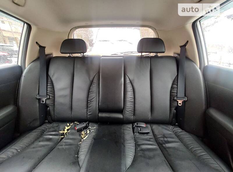 Хэтчбек Nissan TIIDA 2010 в Киеве