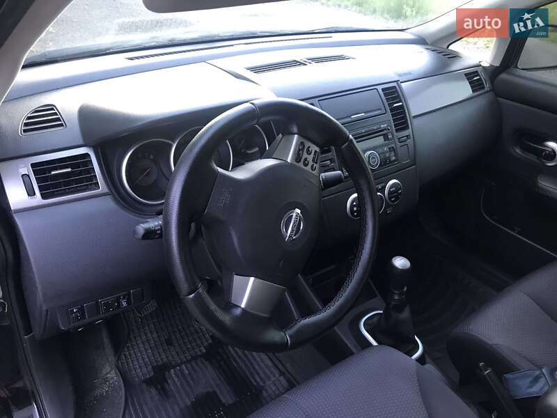 Седан Nissan TIIDA 2007 в Дніпрі