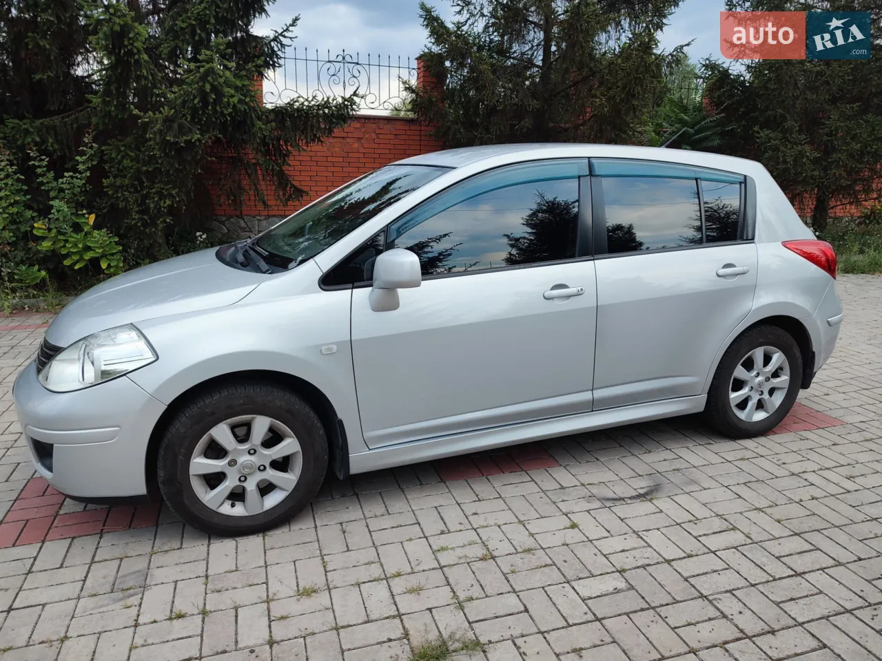 2012 Nissan Tiida - мініатюра 16