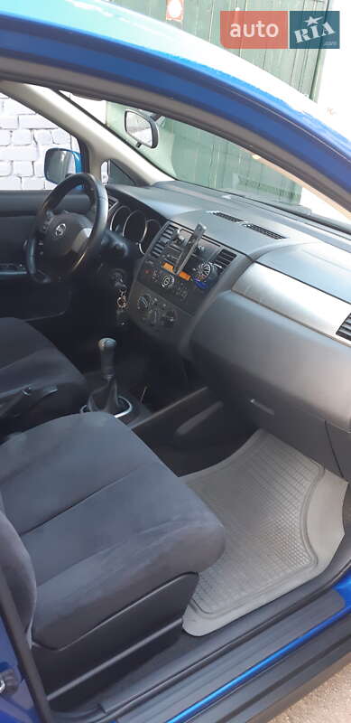 Хетчбек Nissan TIIDA 2008 в Вінниці