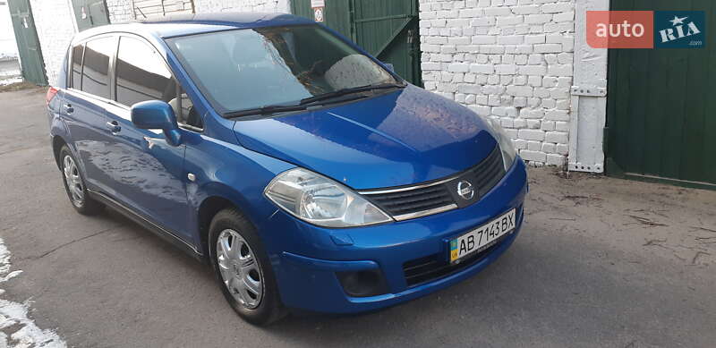 Хетчбек Nissan TIIDA 2008 в Вінниці