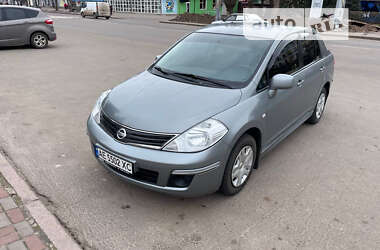 Седан Nissan TIIDA 2012 в Кривому Розі