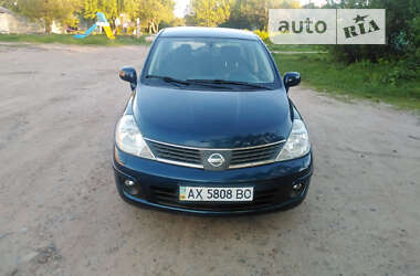 Седан Nissan TIIDA 2008 в Харькове