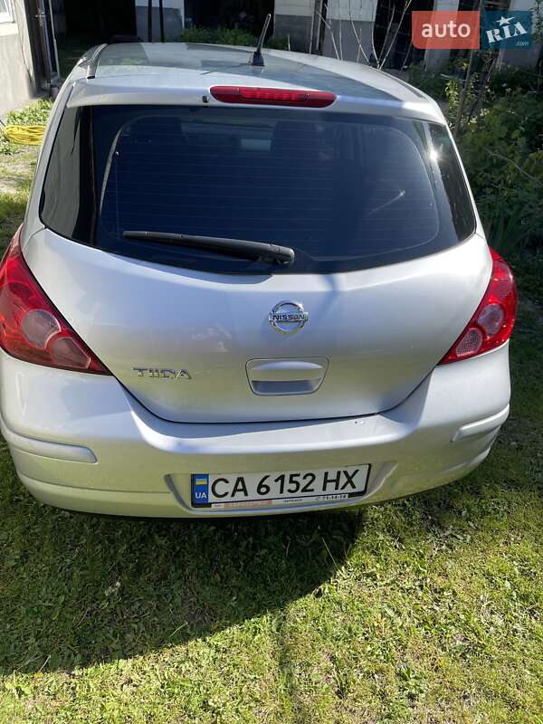 Хетчбек Nissan TIIDA 2008 в Черкасах