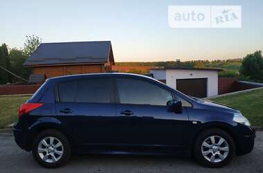 Хэтчбек Nissan TIIDA 2010 в Харькове