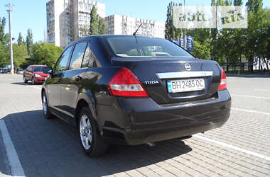 Седан Nissan TIIDA 2006 в Одессе