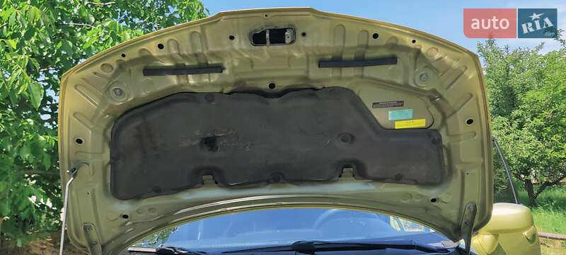 Хетчбек Nissan TIIDA 2008 в Ладижині