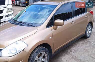 Хетчбек Nissan TIIDA 2007 в Дніпрі