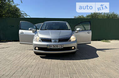 Хетчбек Nissan TIIDA 2008 в Одесі