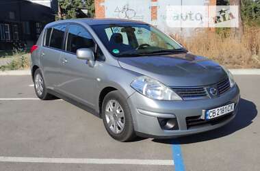 Хэтчбек Nissan TIIDA 2007 в Чернигове