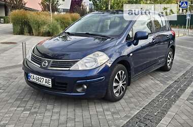 Хэтчбек Nissan TIIDA 2008 в Киеве