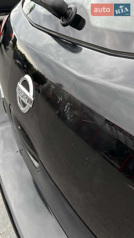 Хэтчбек Nissan TIIDA 2008 в Новояворовске