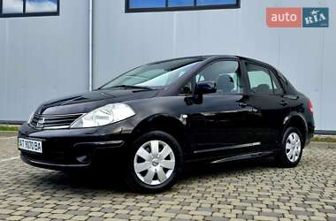 Седан Nissan TIIDA 2010 в Івано-Франківську