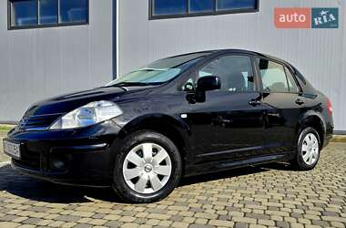 Седан Nissan TIIDA 2010 в Івано-Франківську