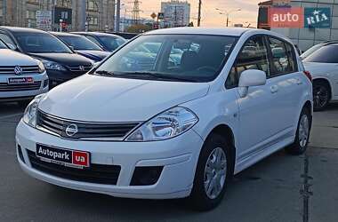 Хэтчбек Nissan TIIDA 2012 в Харькове