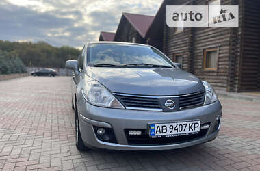 Хэтчбек Nissan TIIDA 2009 в Виннице