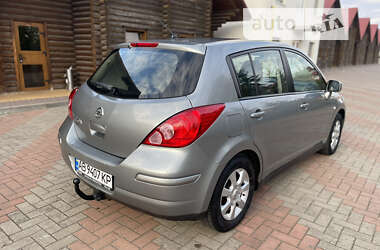 Хэтчбек Nissan TIIDA 2009 в Виннице