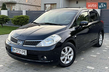 Хэтчбек Nissan TIIDA 2008 в Одессе