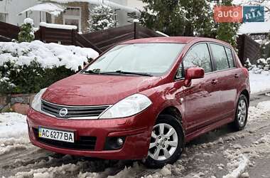 Хетчбек Nissan TIIDA 2012 в Києві