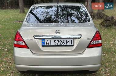 Седан Nissan TIIDA 2007 в Киеве