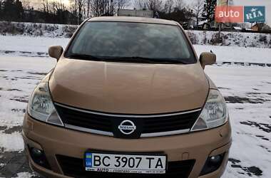 Седан Nissan TIIDA 2008 в Львове