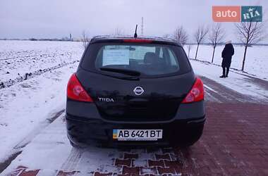 Хетчбек Nissan TIIDA 2012 в Липовці