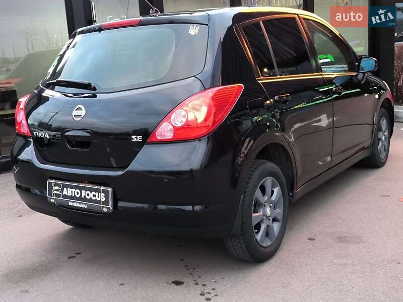 Хетчбек Nissan TIIDA 2008 в Києві