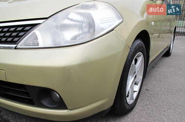 Хетчбек Nissan TIIDA 2008 в Києві