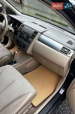 Седан Nissan TIIDA 2008 в 