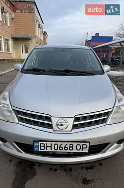 Хетчбек Nissan TIIDA 2009 в Полтаві