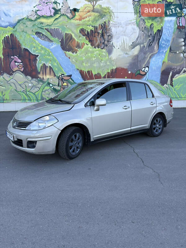 Седан Nissan TIIDA 2007 в Одессе