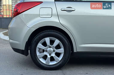 Хетчбек Nissan TIIDA 2008 в Одесі