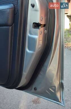 Хетчбек Nissan TIIDA 2011 в 