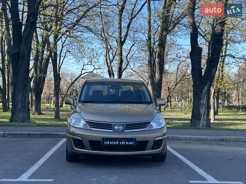 Седан Nissan TIIDA 2008 в Миколаєві