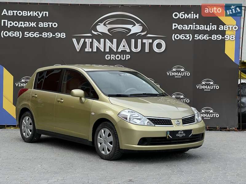 Хетчбек Nissan TIIDA 2008 в 