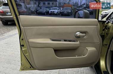 Хетчбек Nissan TIIDA 2008 в 