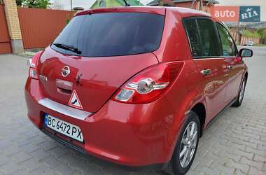 Хэтчбек Nissan TIIDA 2012 в 