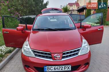 Хэтчбек Nissan TIIDA 2012 в 