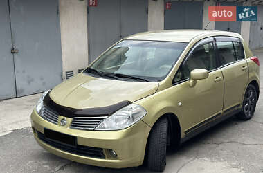 Хетчбек Nissan TIIDA 2007 в 
