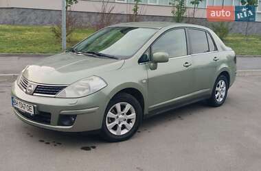 Седан Nissan TIIDA 2008 в Житомире