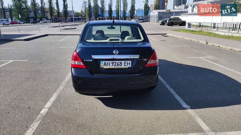 Седан Nissan TIIDA 2008 в Києві