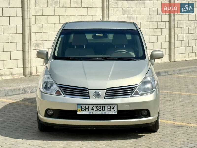 Седан Nissan TIIDA 2007 в Одесі