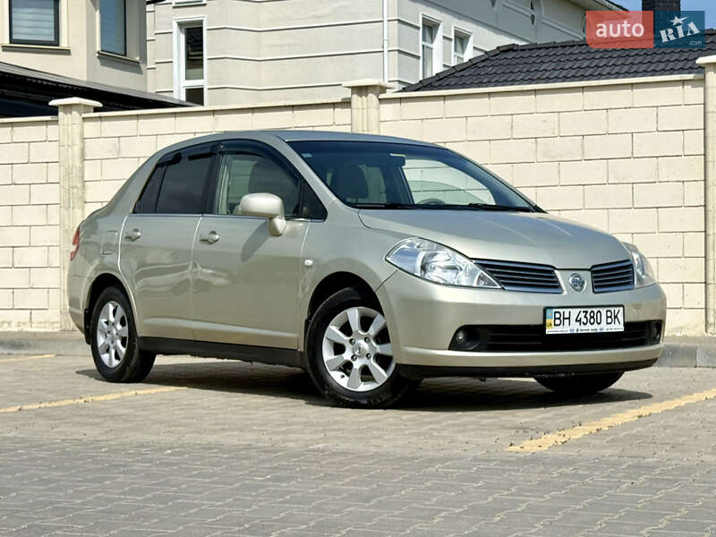Седан Nissan TIIDA 2007 в Одесі