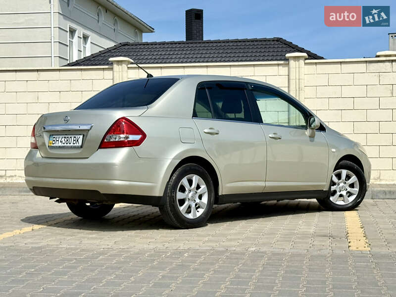Седан Nissan TIIDA 2007 в Одесі