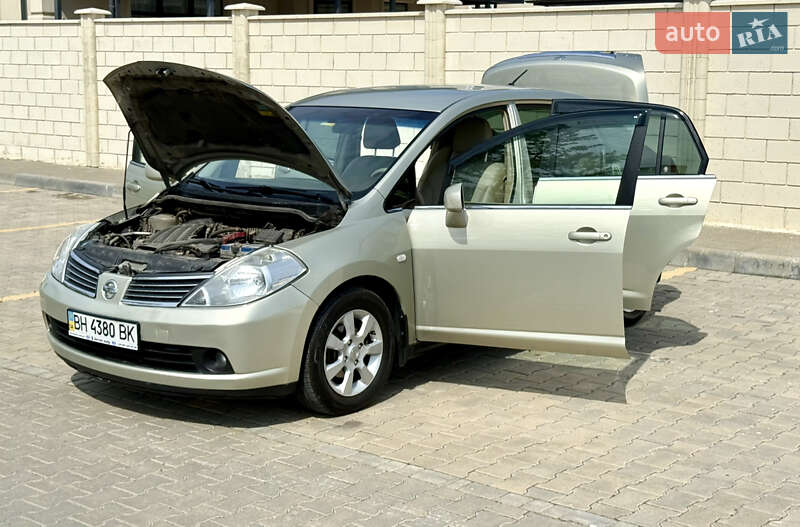 Седан Nissan TIIDA 2007 в Одесі