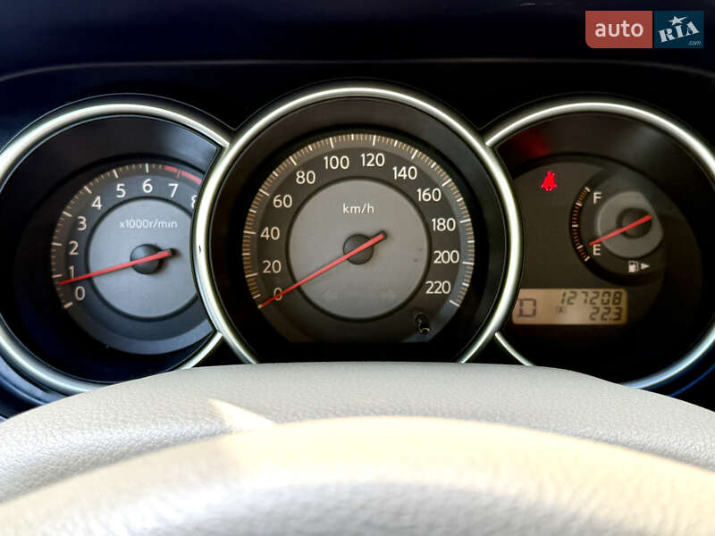 Седан Nissan TIIDA 2007 в Одесі