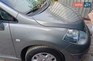 Хетчбек Nissan TIIDA 2013 в 